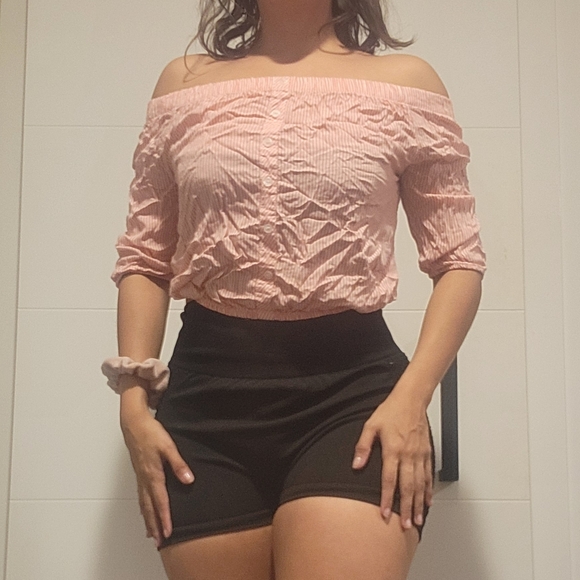 Used Pink and White Pinstripe Button up Off the Shoulder Crop Top Size S Small - Picture 2 of 3